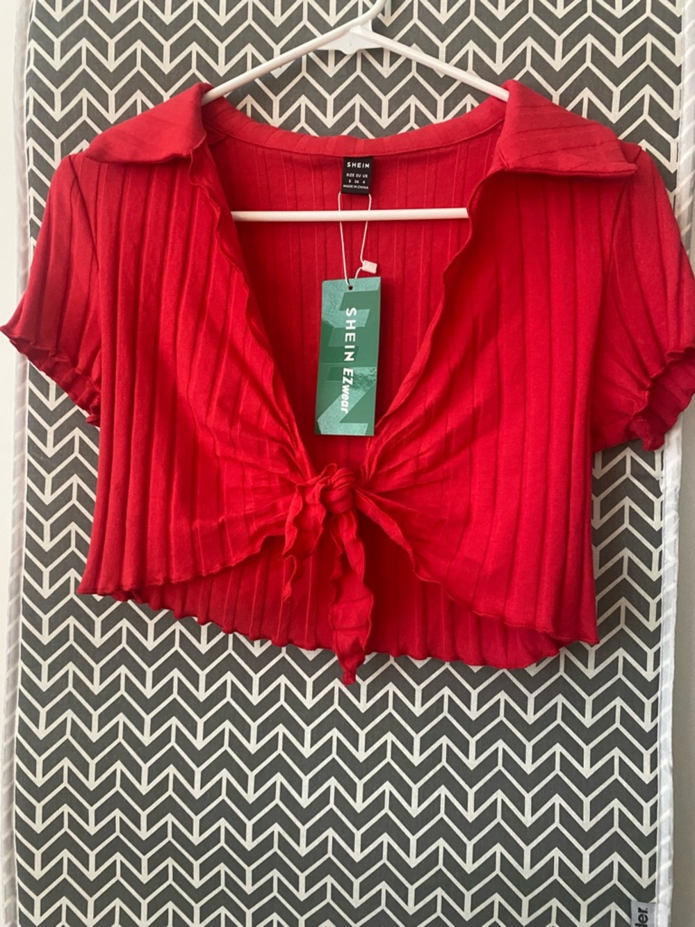 New With Tag Shein Red Bolero Size S4